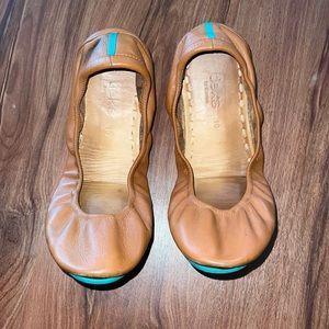 Chestnut Tieks
